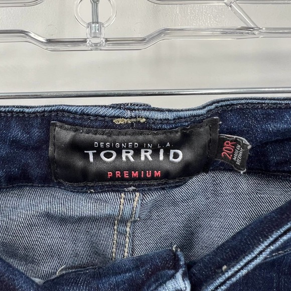 Torrid Skinny Zipper Ankle High Waisted Ankle Denim Jeans Medium Wash 20R - Picture 8 of 8